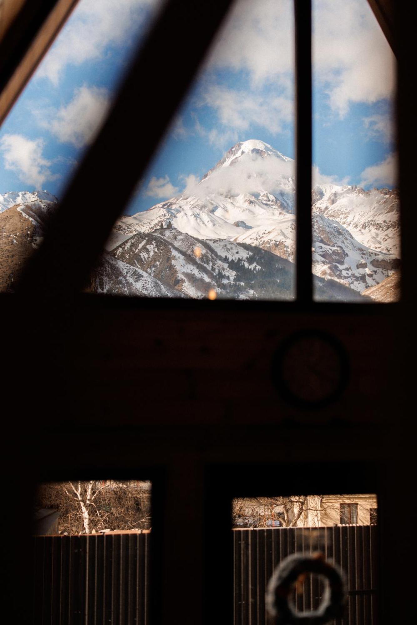 Via Kazbegi Villa Exterior photo